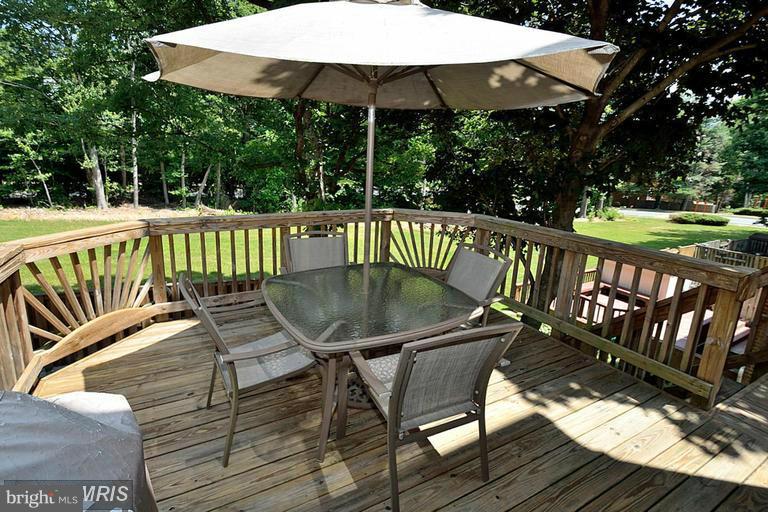 KINGS PARK WEST - Residential Lease