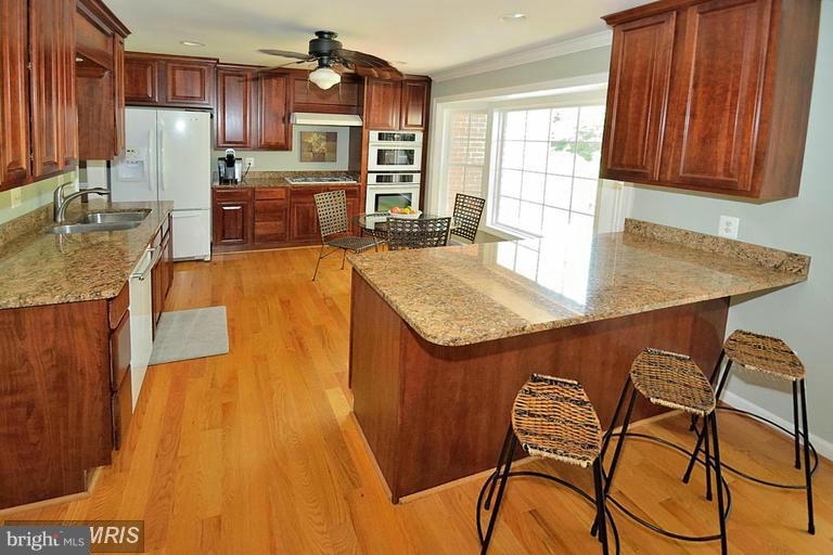 KINGS PARK WEST - Residential Lease