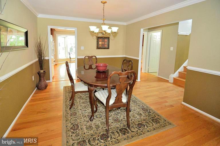 KINGS PARK WEST - Residential Lease