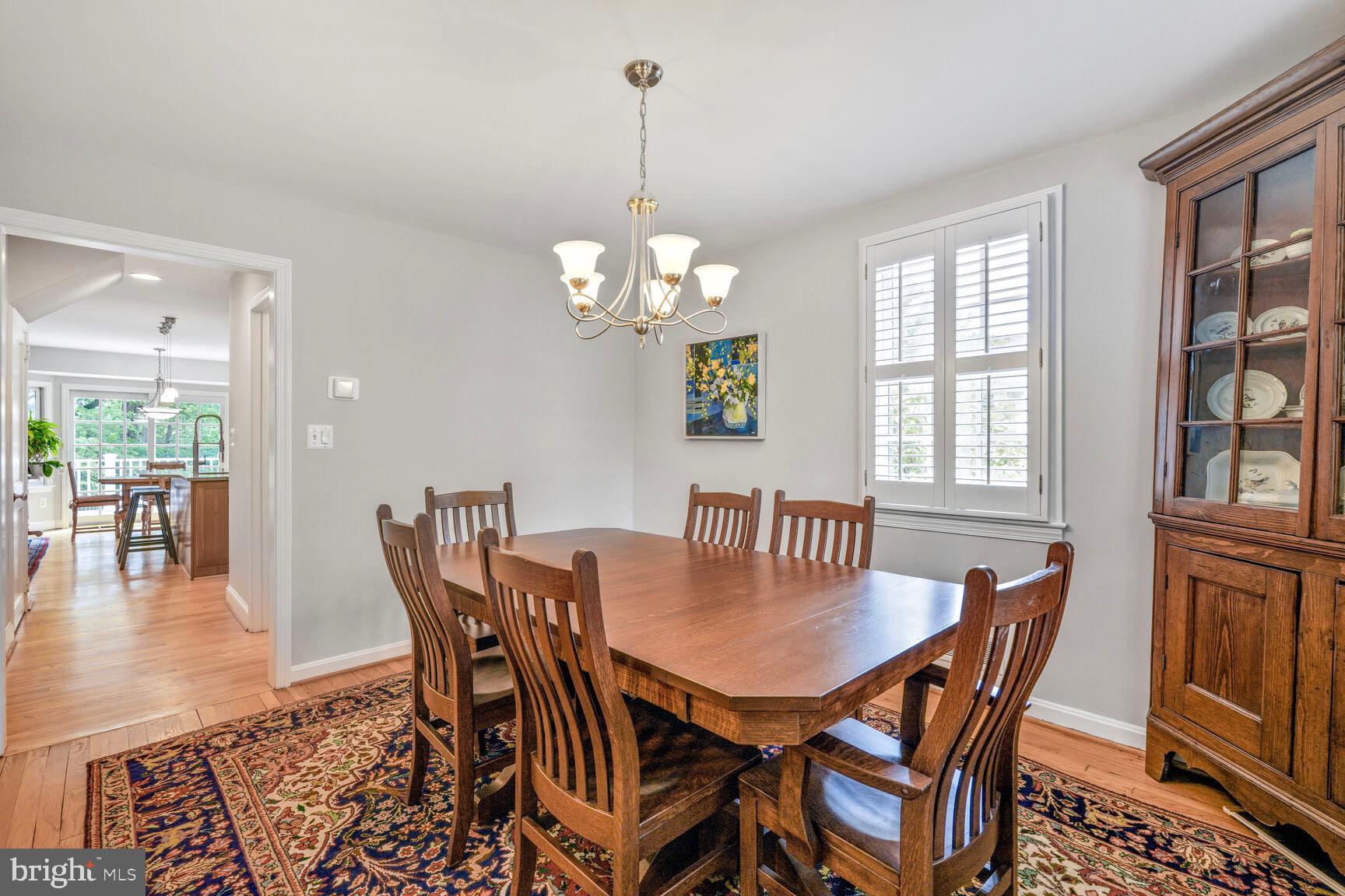 WALNUT HILL - Residential