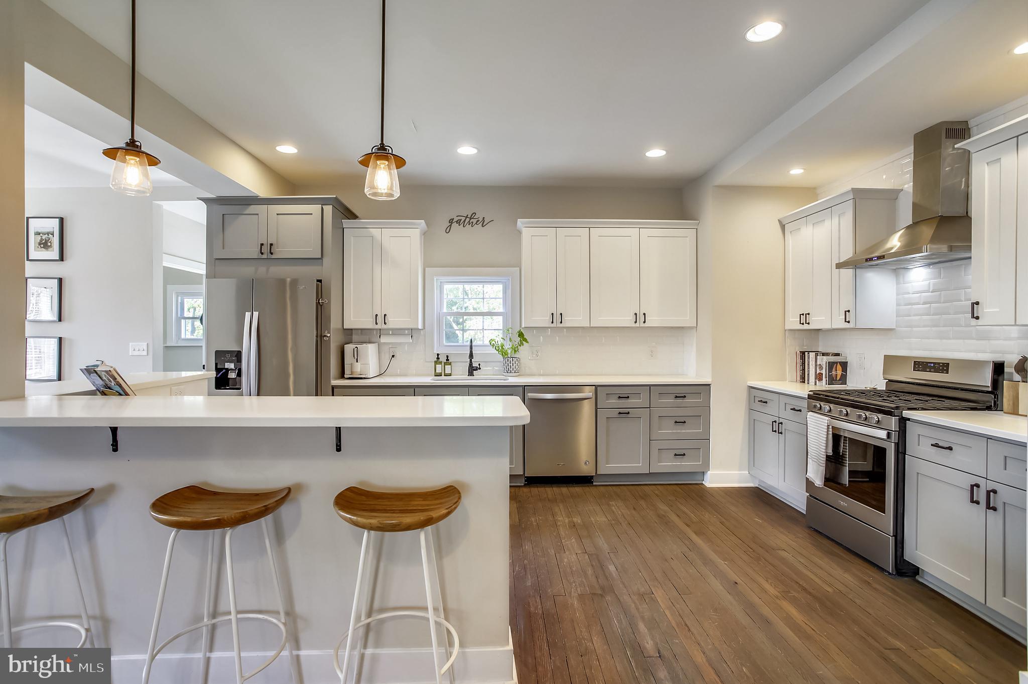 PARKVILLE/CARNEY - Residential