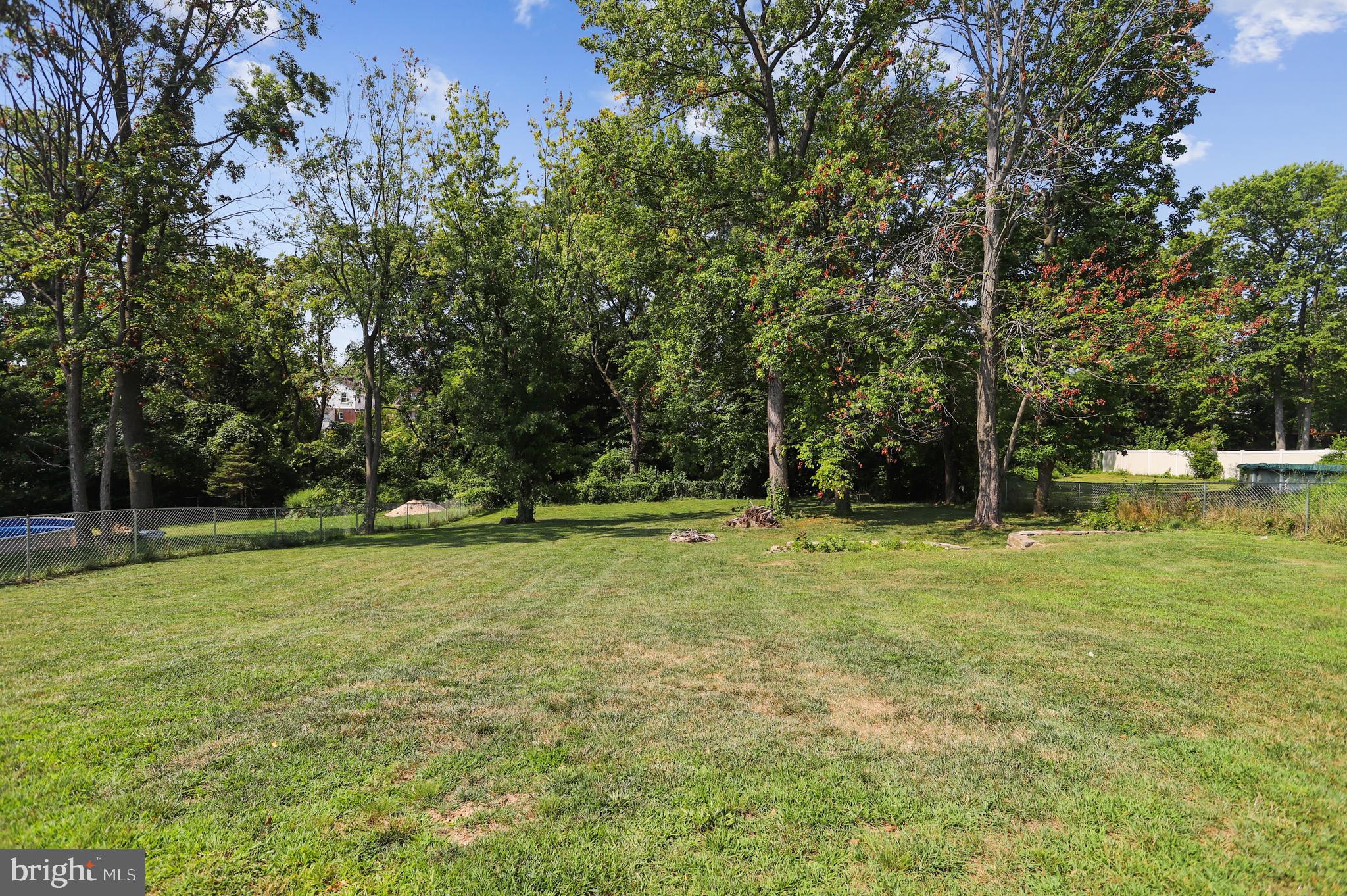 PARKVILLE/CARNEY - Residential