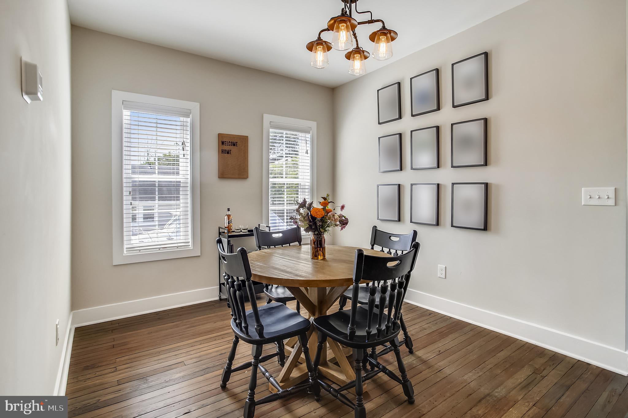 PARKVILLE/CARNEY - Residential