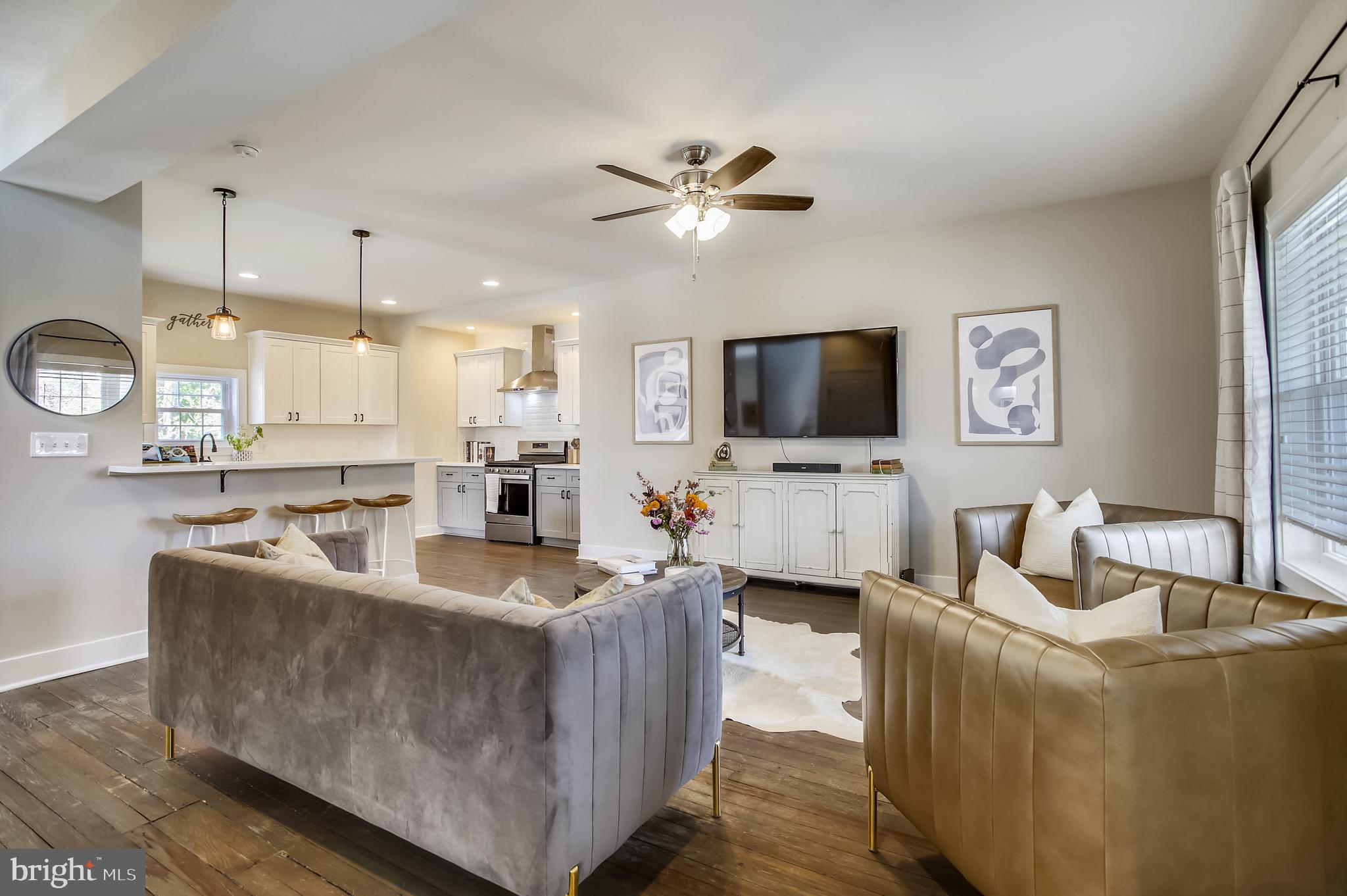 PARKVILLE/CARNEY - Residential