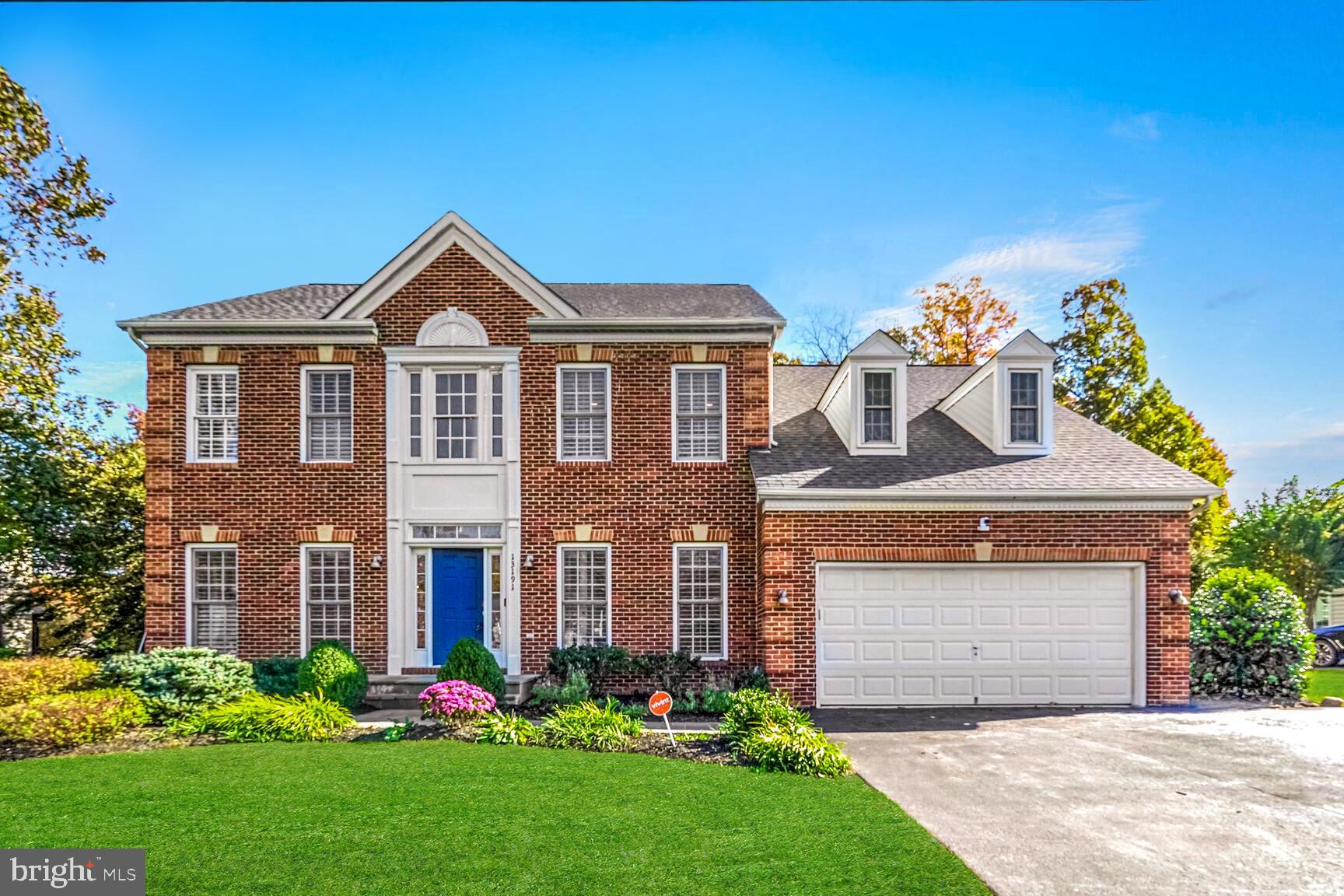 MEADOWBROOK WOODS - Residential