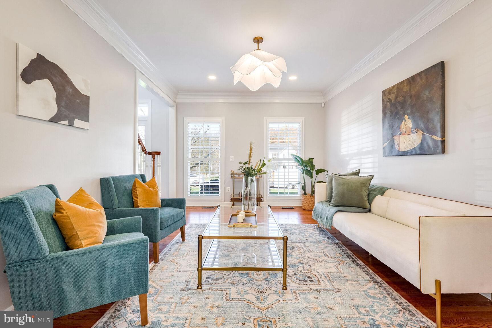 MEADOWBROOK WOODS - Residential