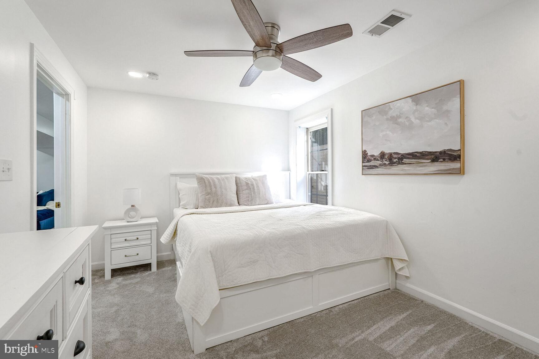 MEADOWBROOK WOODS - Residential