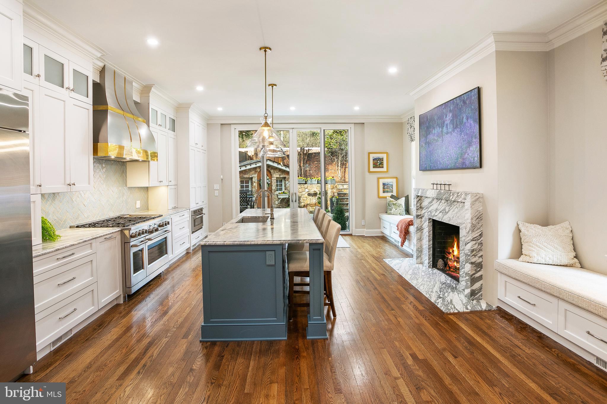 GEORGETOWN - Residential