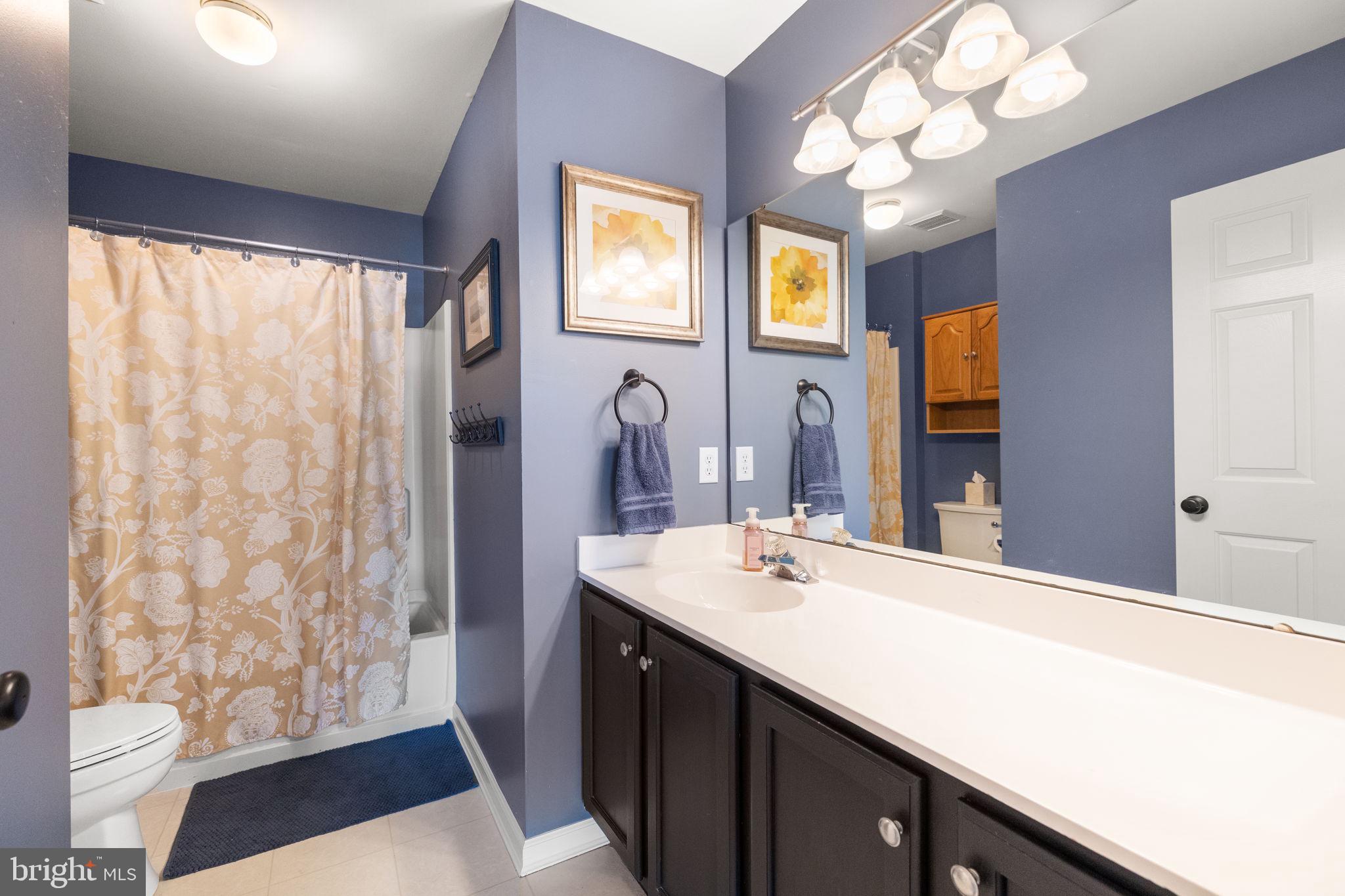 SUNSET MEADOWS - Residential