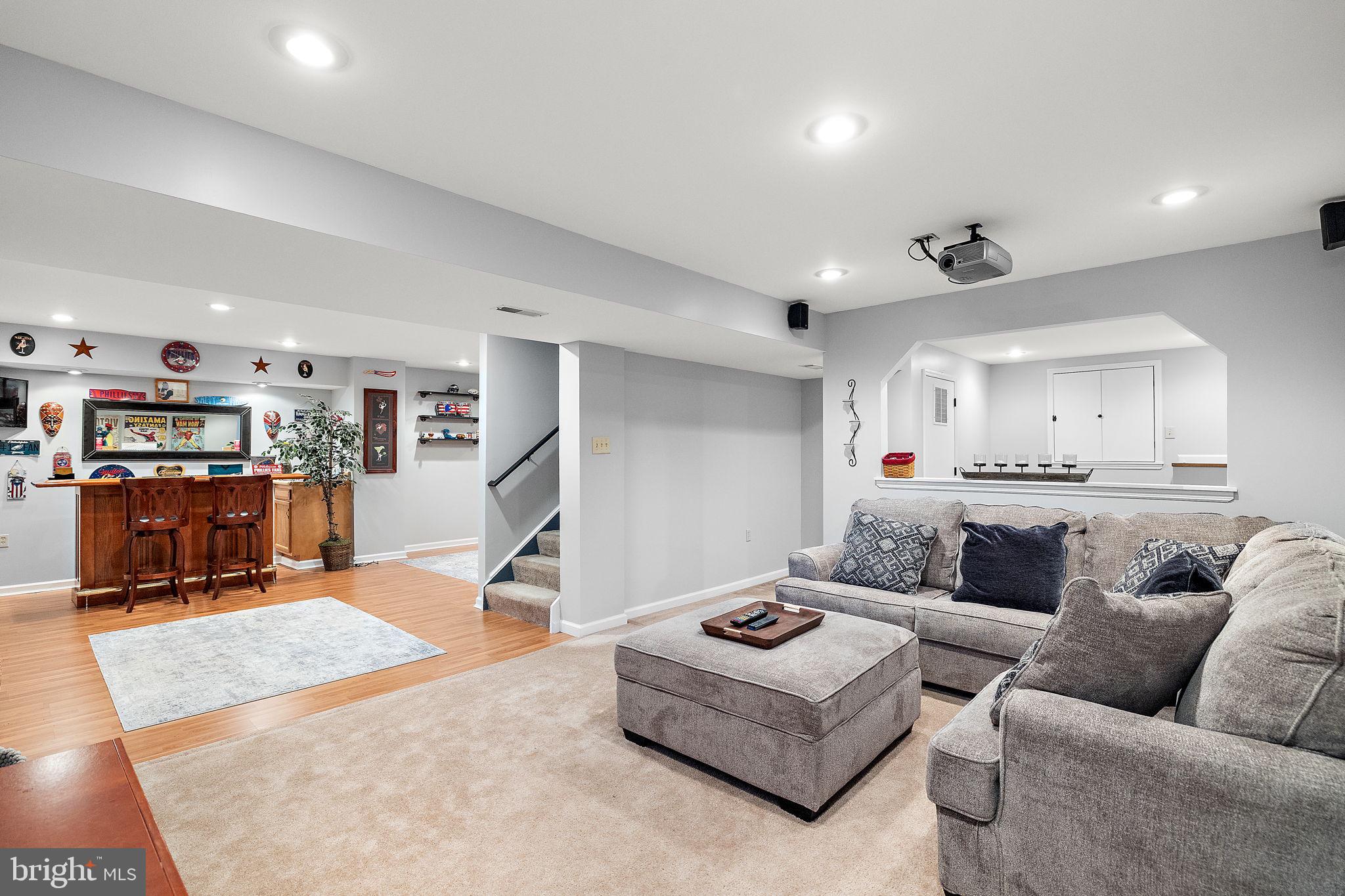 SUNSET MEADOWS - Residential