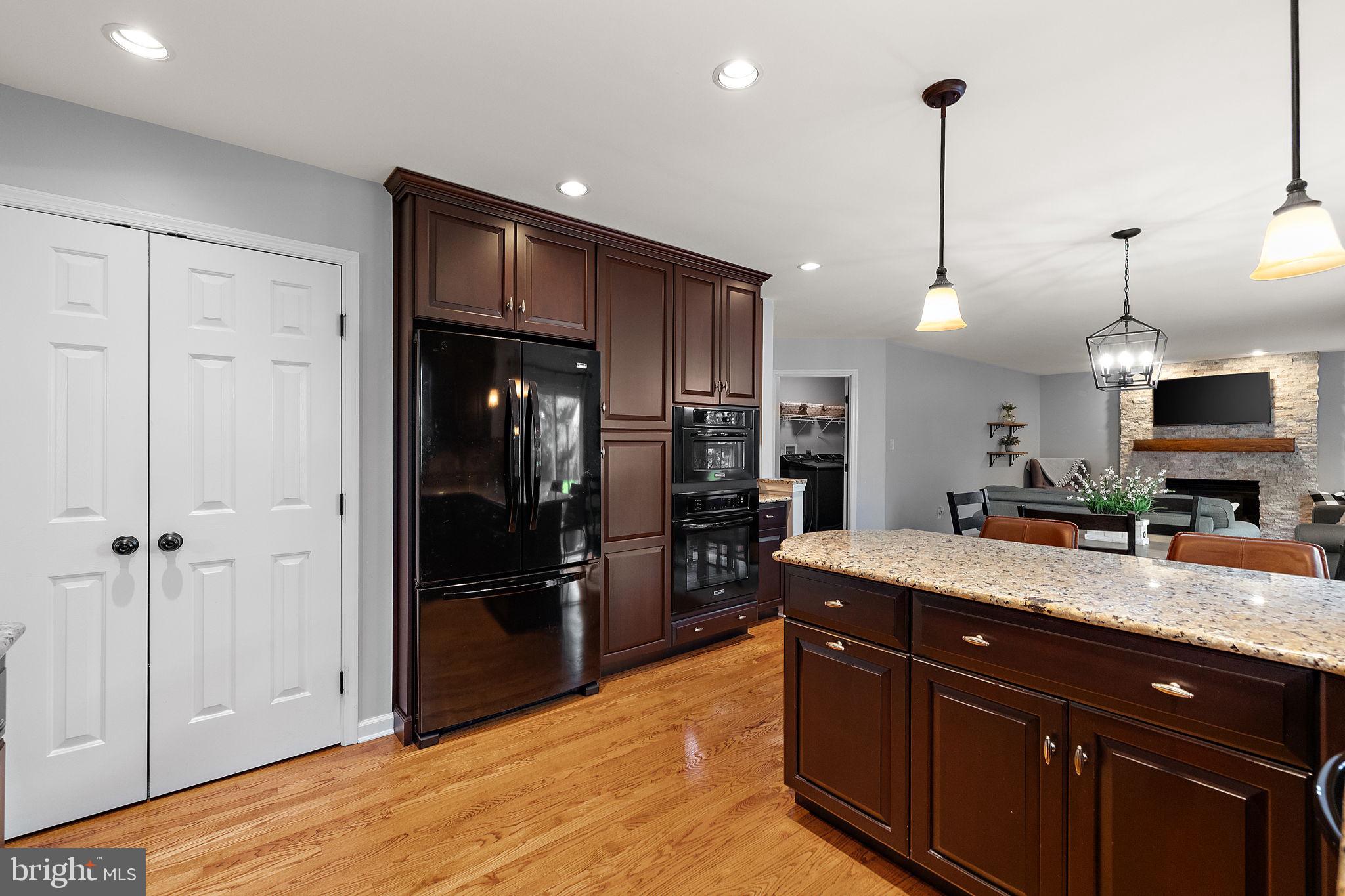 SUNSET MEADOWS - Residential