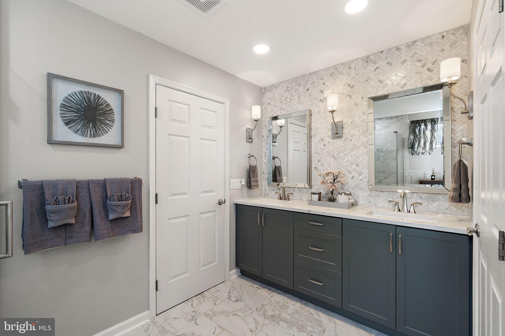 SUNSET MEADOWS - Residential