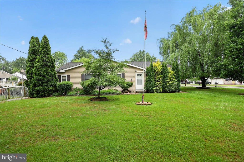 Photo of 79 Miramar Drive, PENNSVILLE, NJ 08070 (MLS # NJSA2019104)