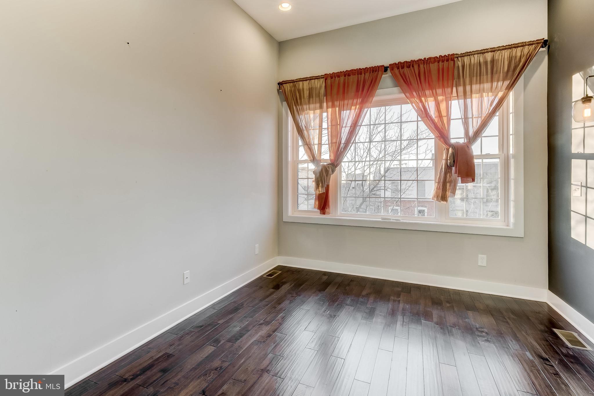 FELLS POINT HISTORIC DISTRICT - Residential