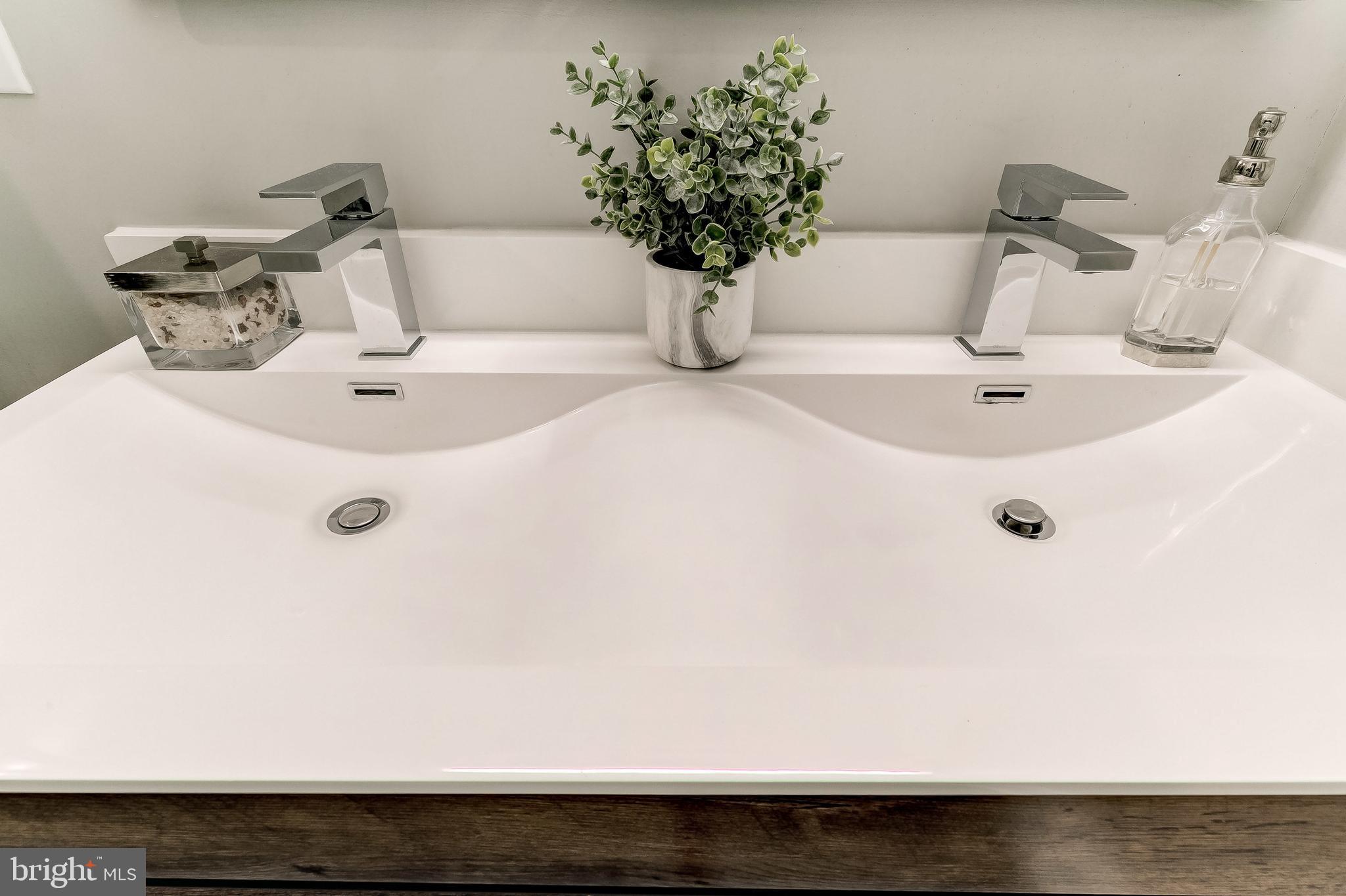 FELLS POINT HISTORIC DISTRICT - Residential