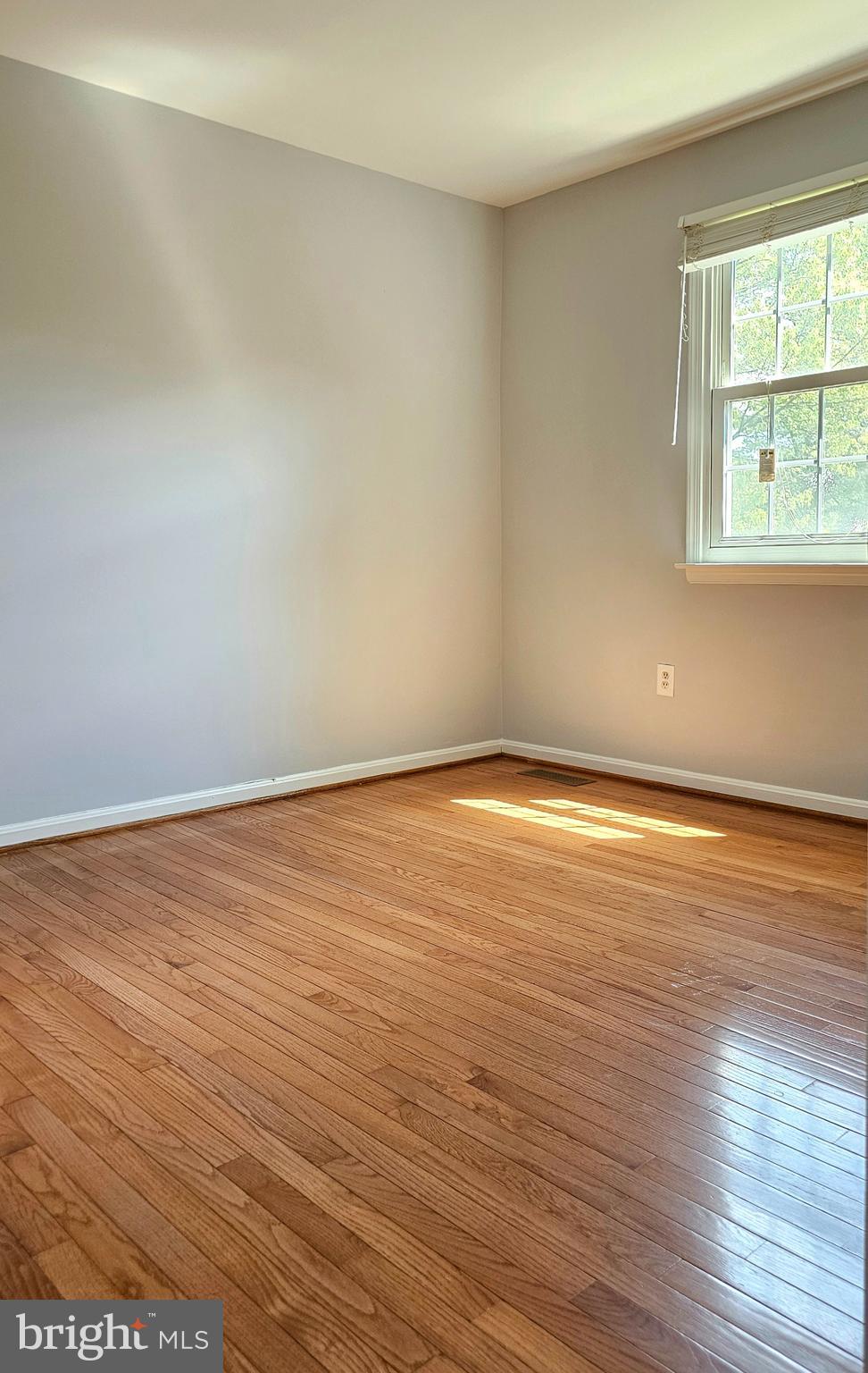 FOX CHASE WOODS - Residential