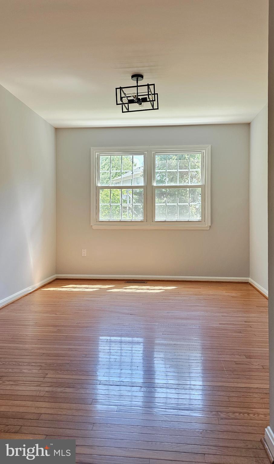 FOX CHASE WOODS - Residential