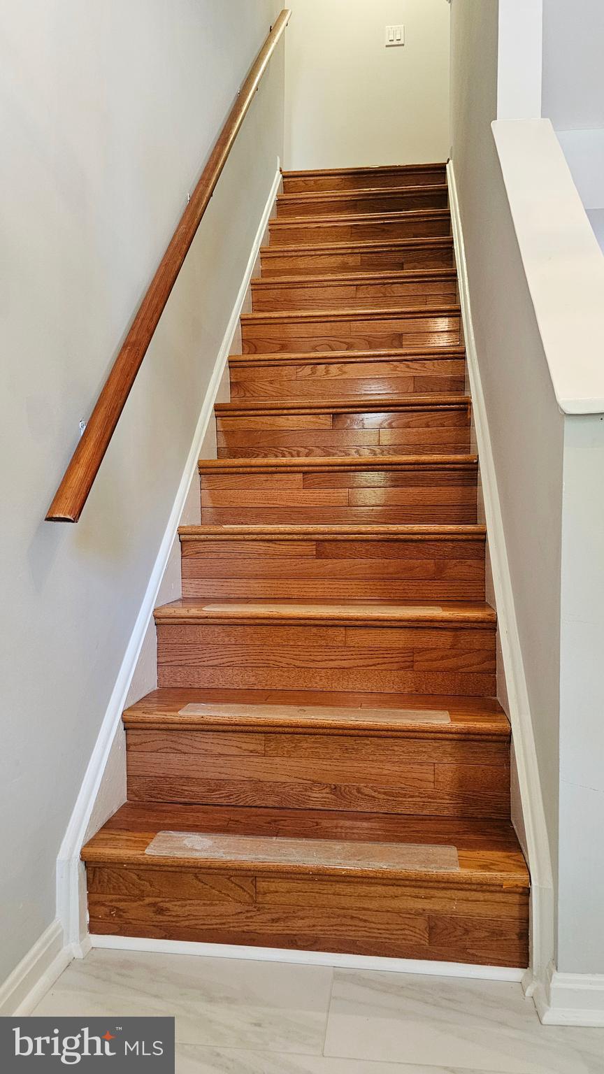 FOX CHASE WOODS - Residential