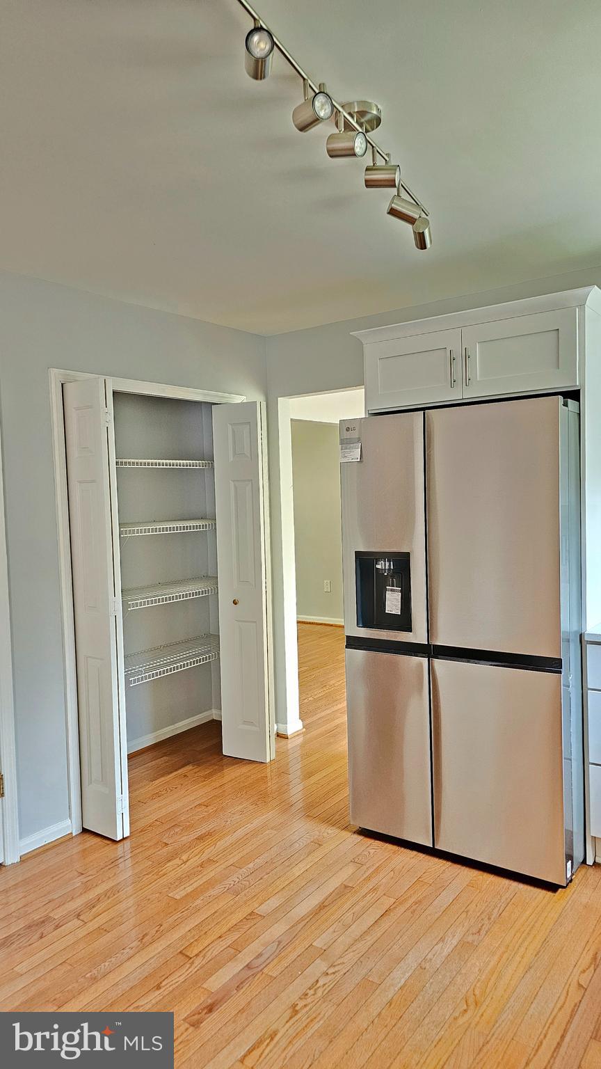 FOX CHASE WOODS - Residential