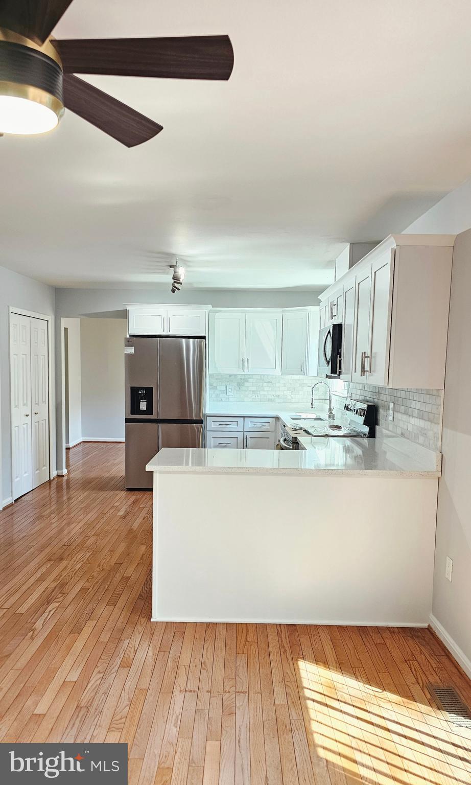 FOX CHASE WOODS - Residential