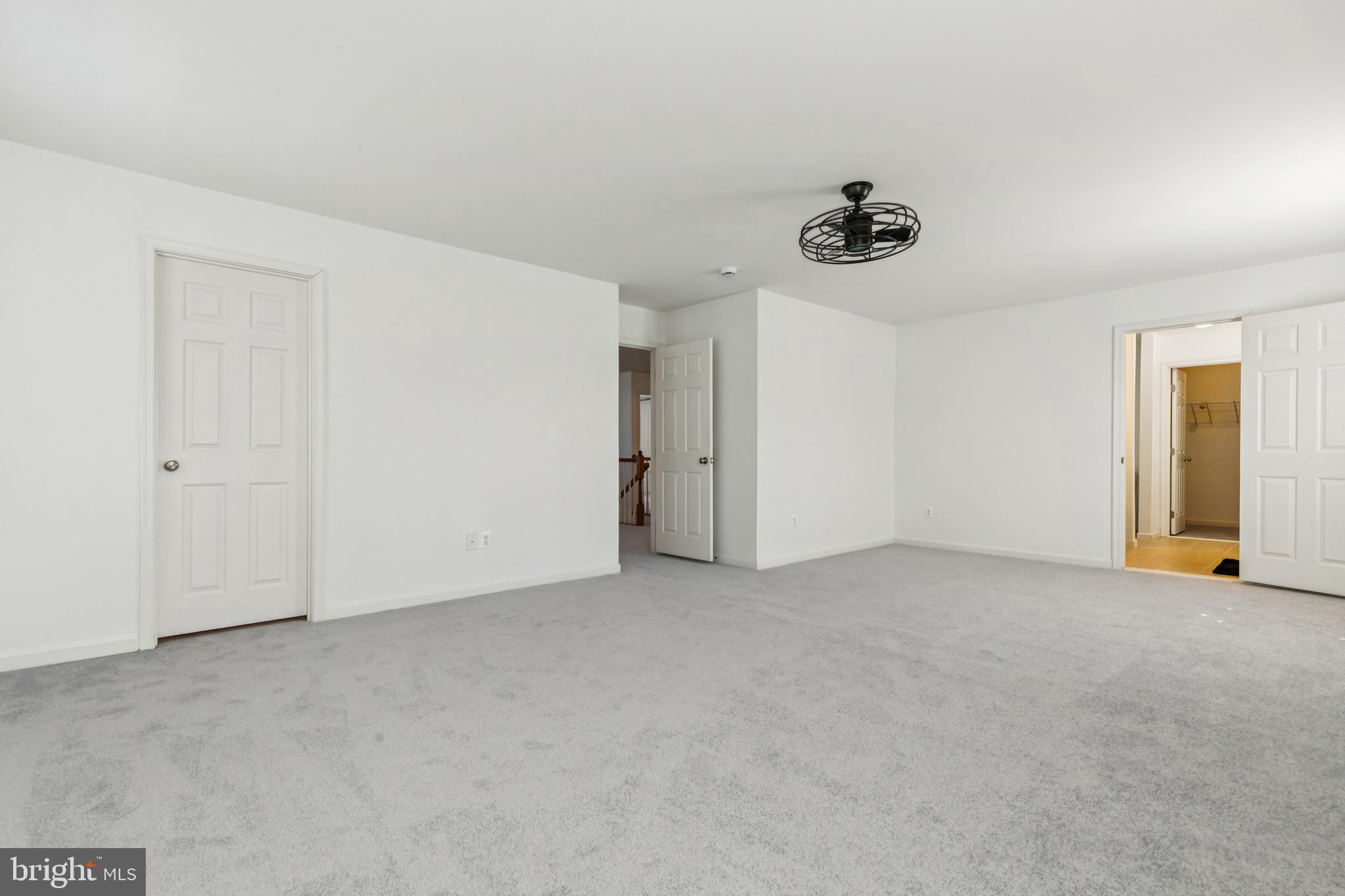 ESTATES AT ELK RUN - Residential