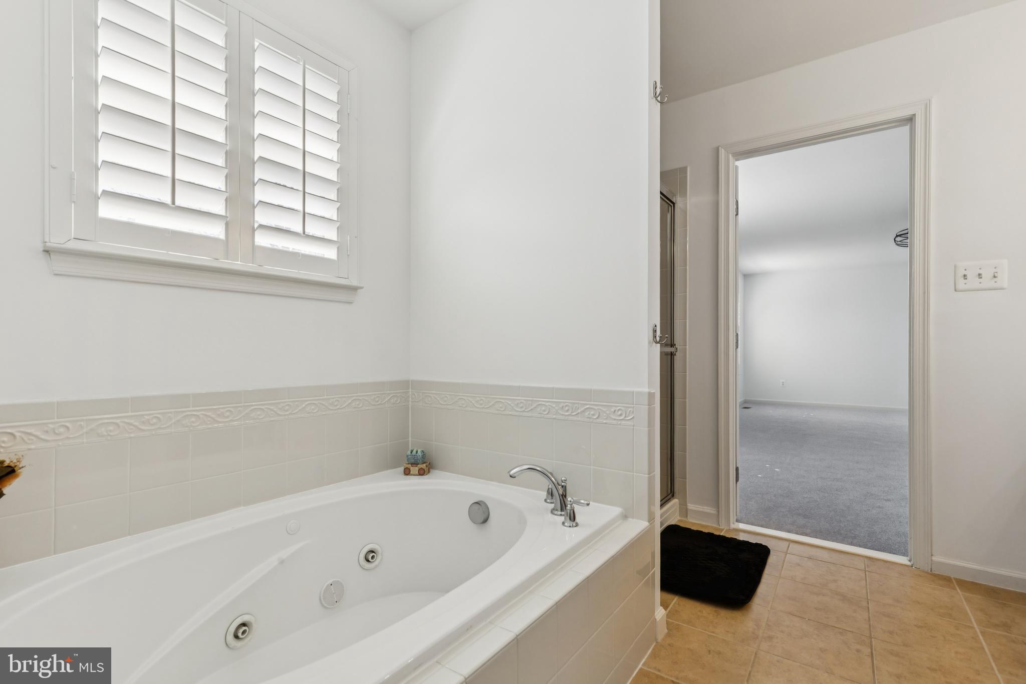 ESTATES AT ELK RUN - Residential