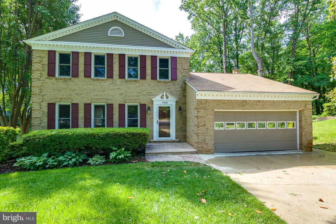 COUNTRY CLUB/LAKE MONTCLAIR - Residential