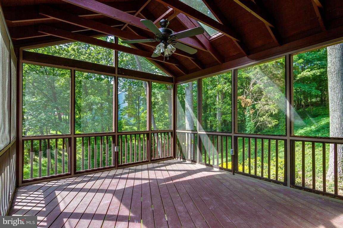 COUNTRY CLUB/LAKE MONTCLAIR - Residential