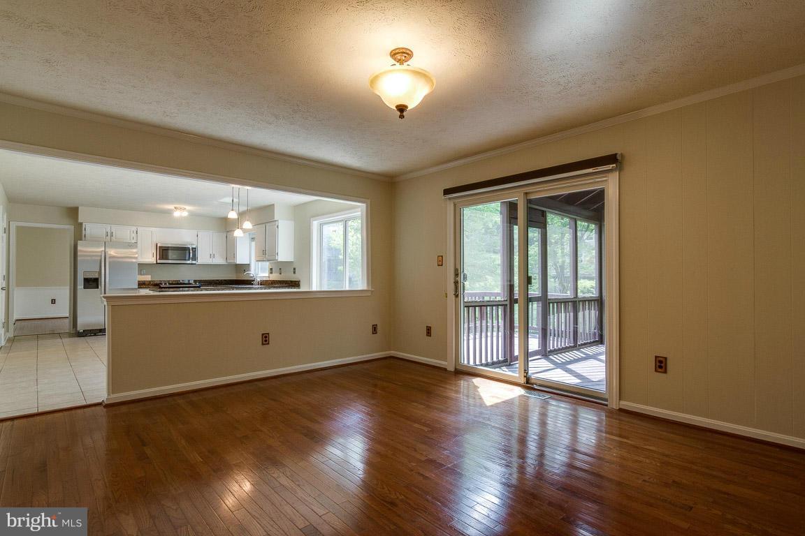 COUNTRY CLUB/LAKE MONTCLAIR - Residential