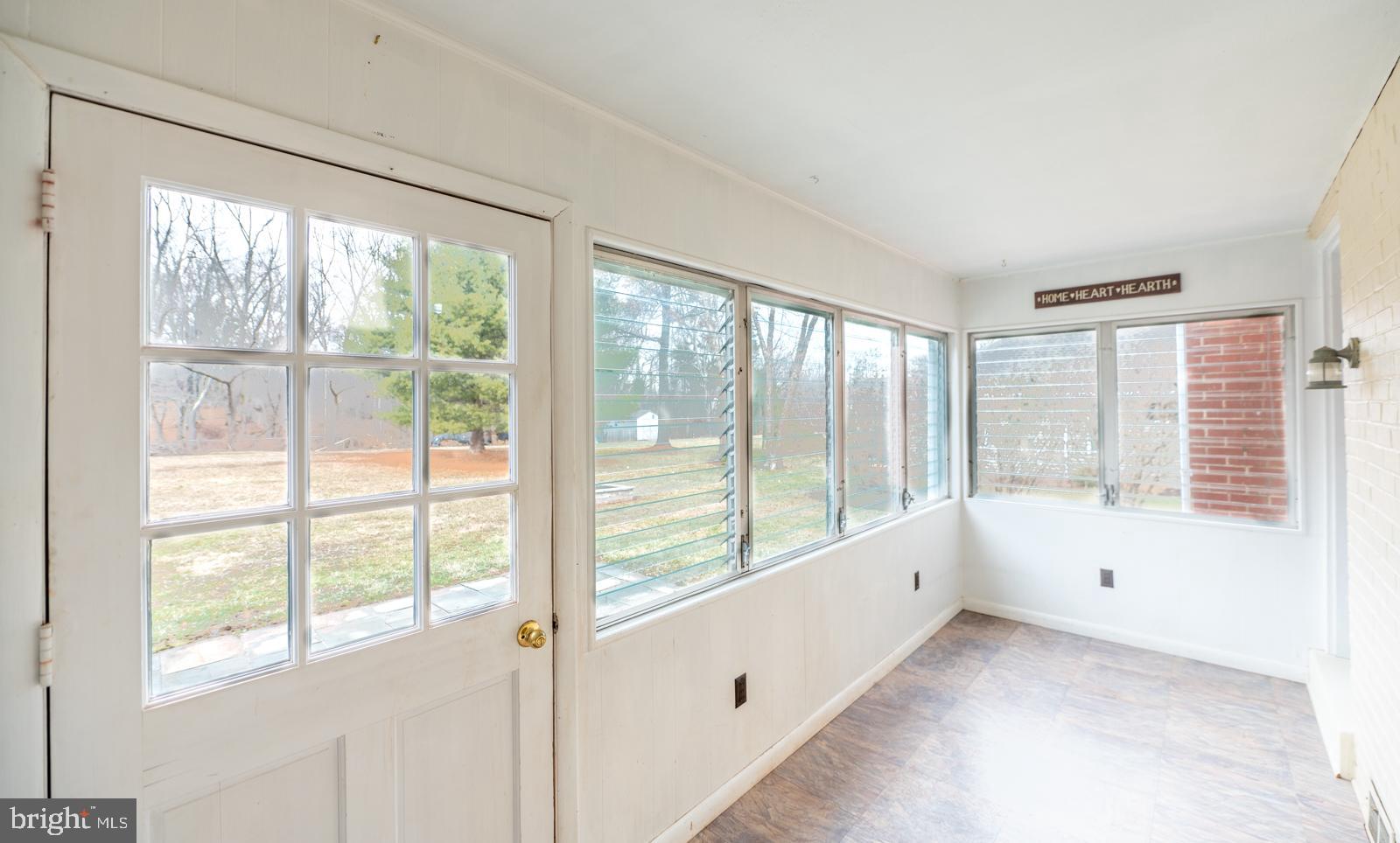 SKIPPACK - Residential Lease