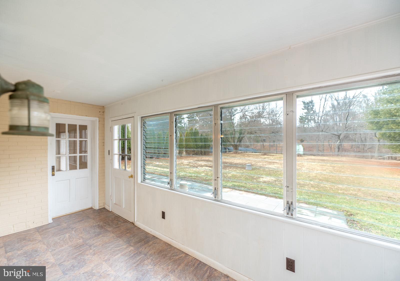 SKIPPACK - Residential Lease