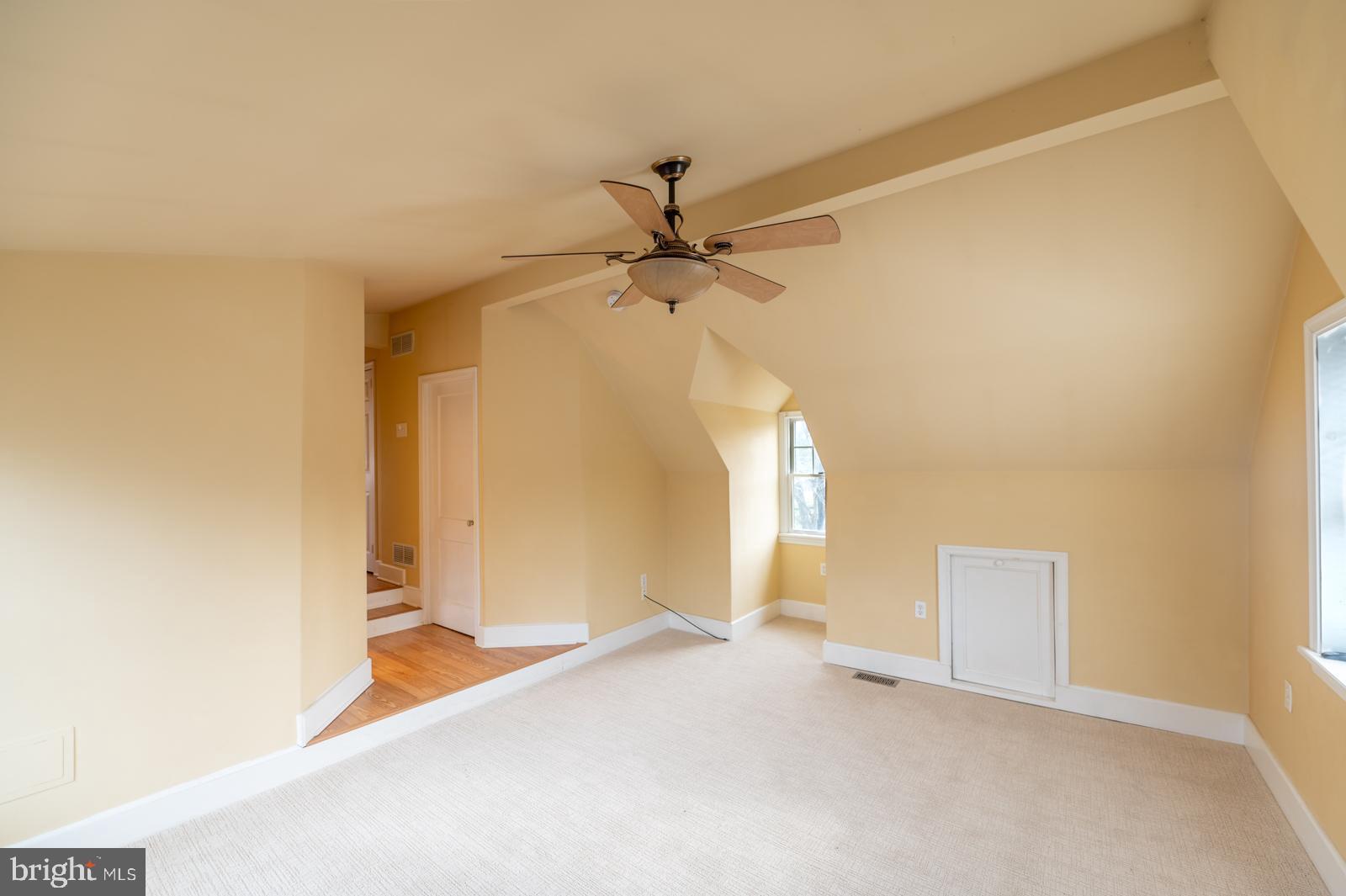 SKIPPACK - Residential Lease