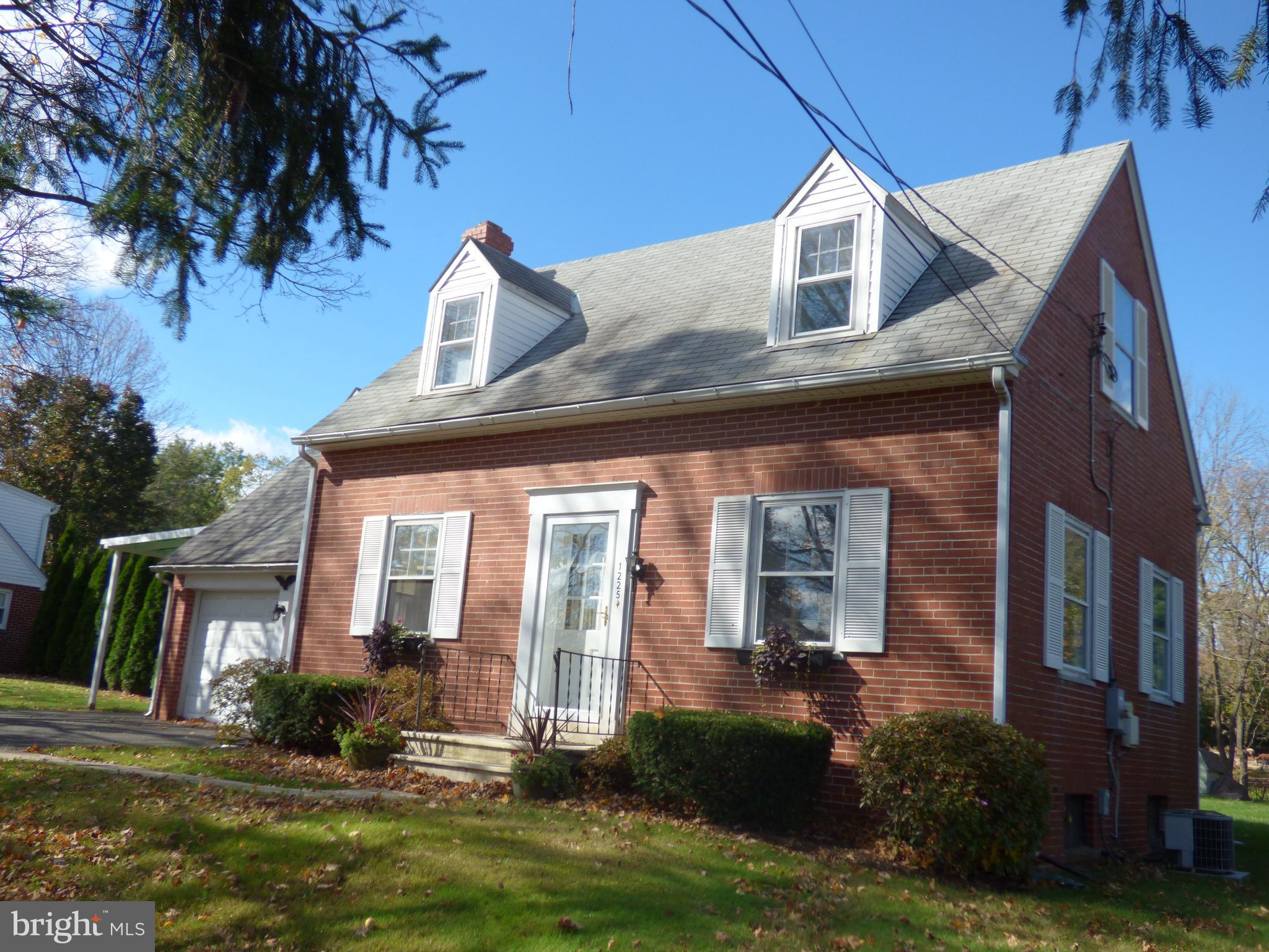 SKIPPACK - Residential Lease