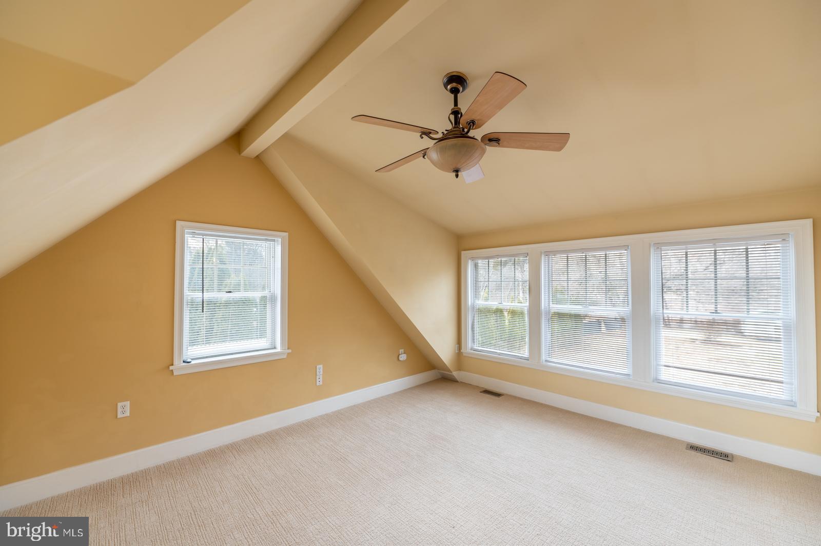 SKIPPACK - Residential Lease