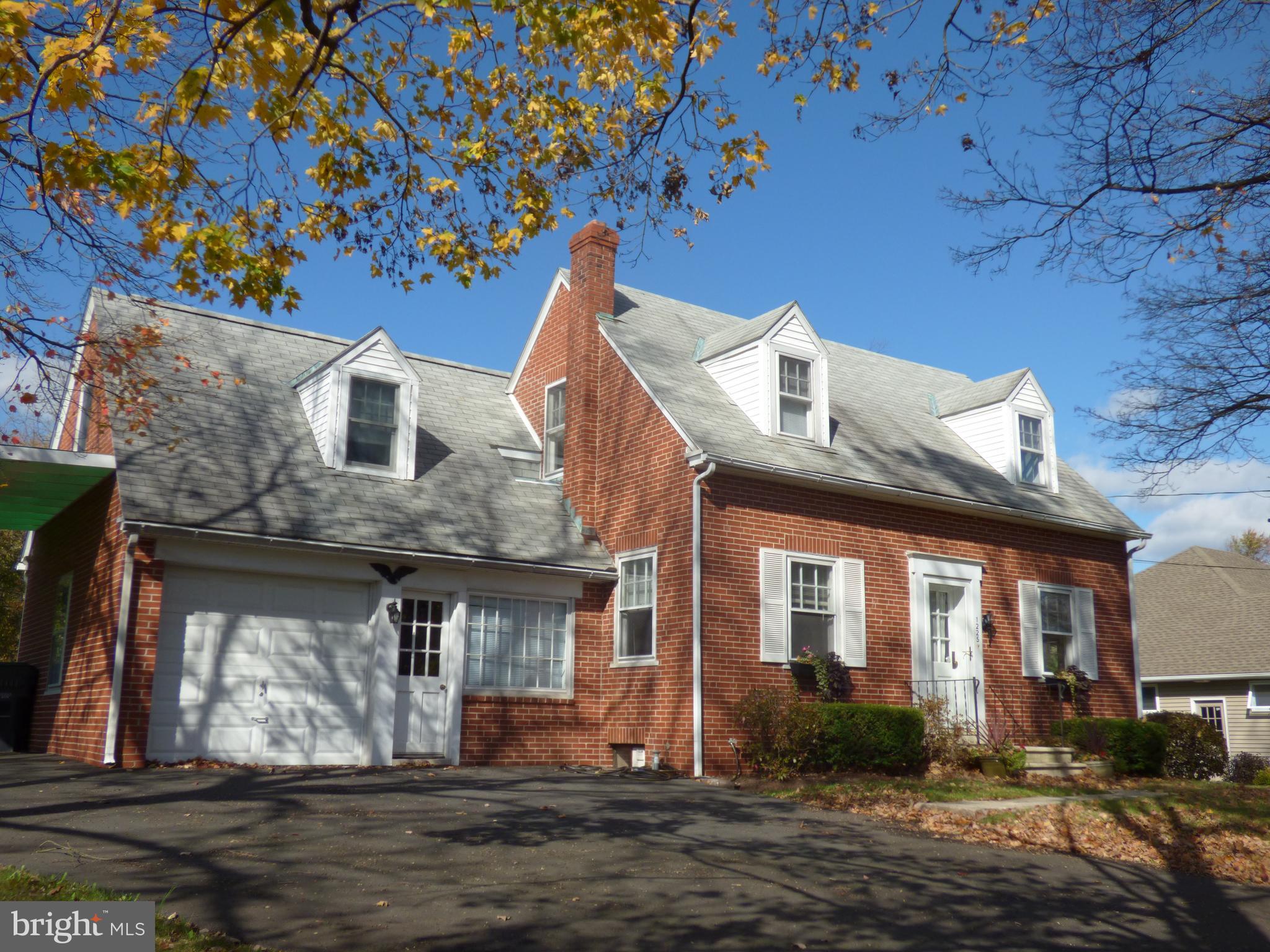 SKIPPACK - Residential Lease