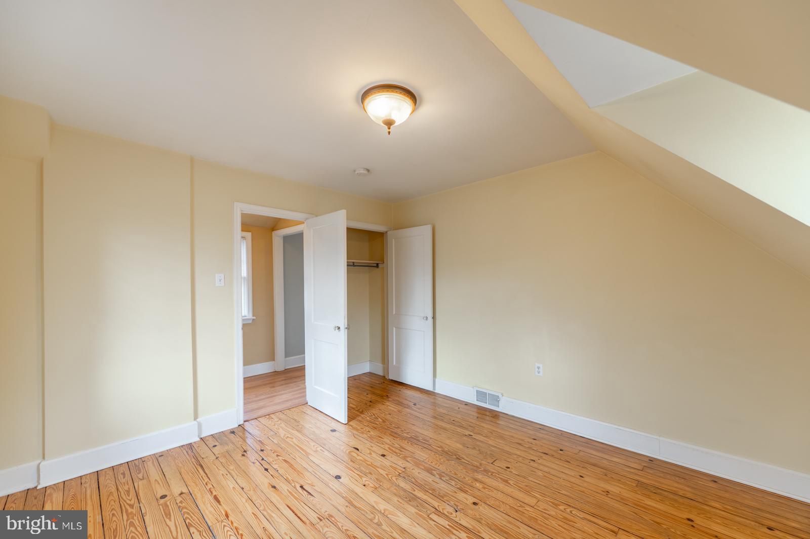 SKIPPACK - Residential Lease