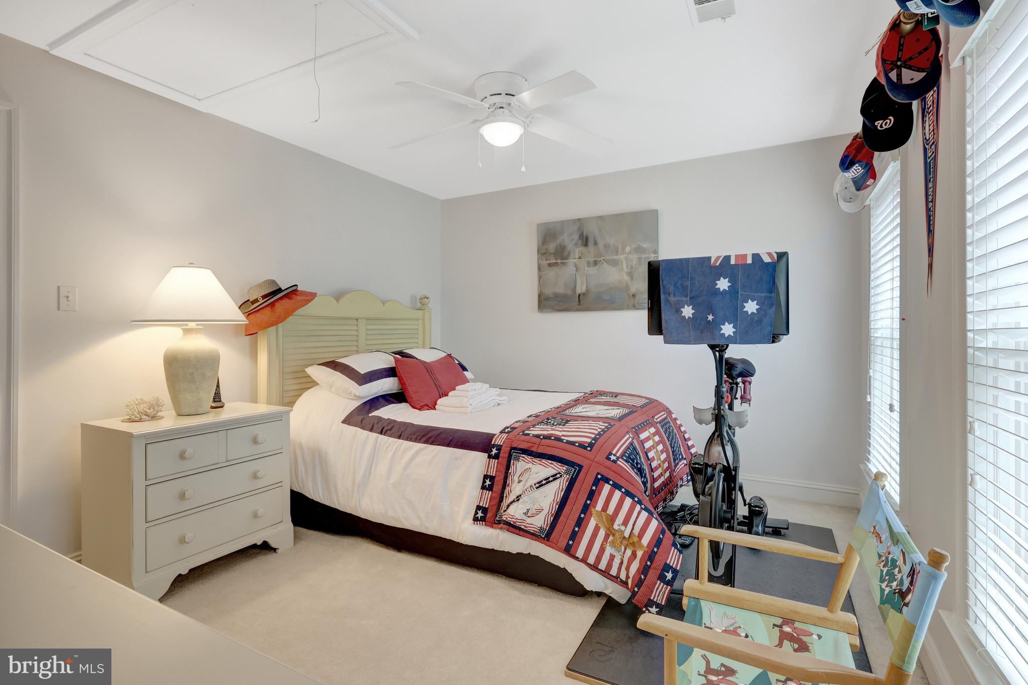 STILL OAKS - Residential