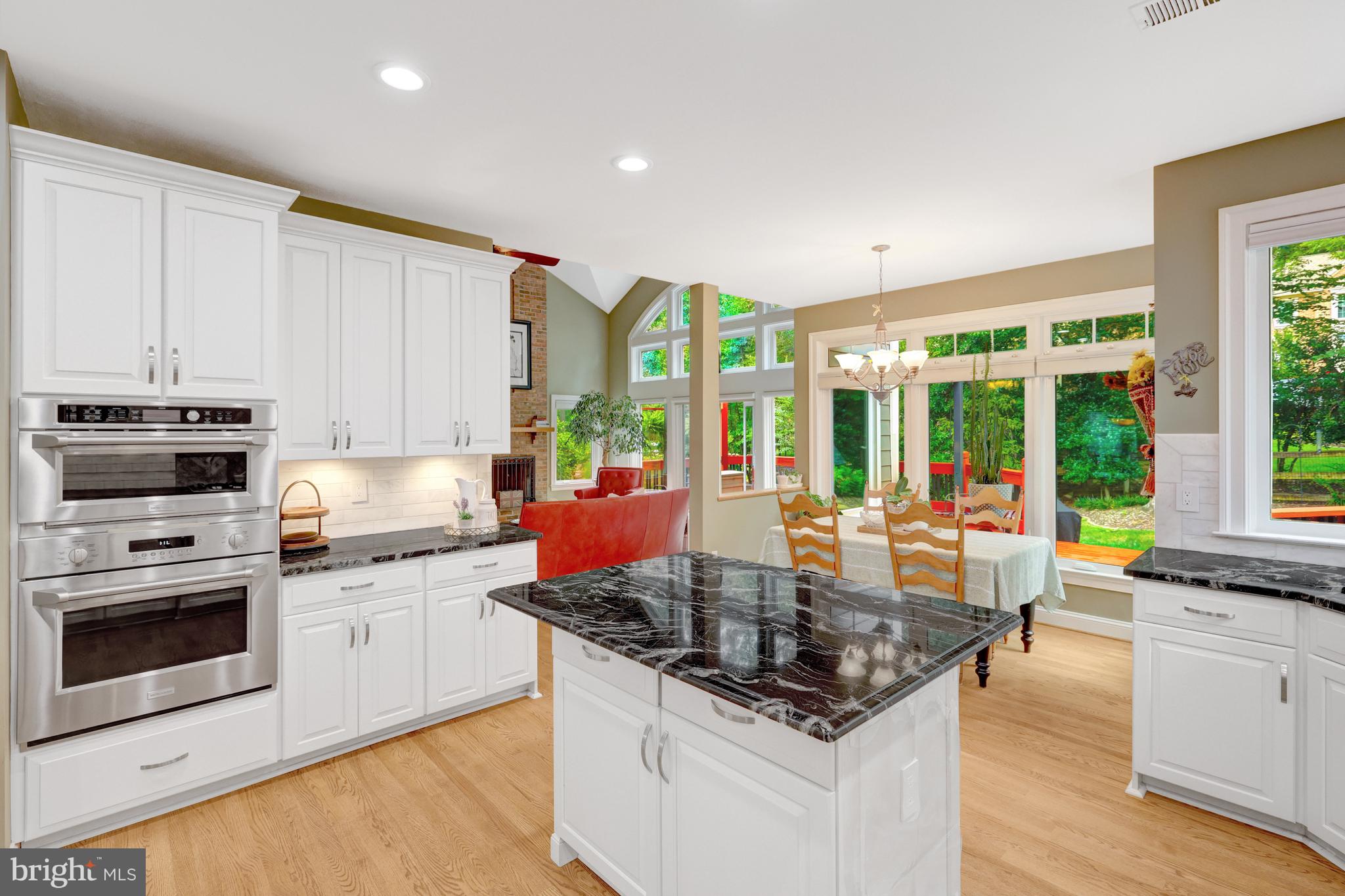 STILL OAKS - Residential