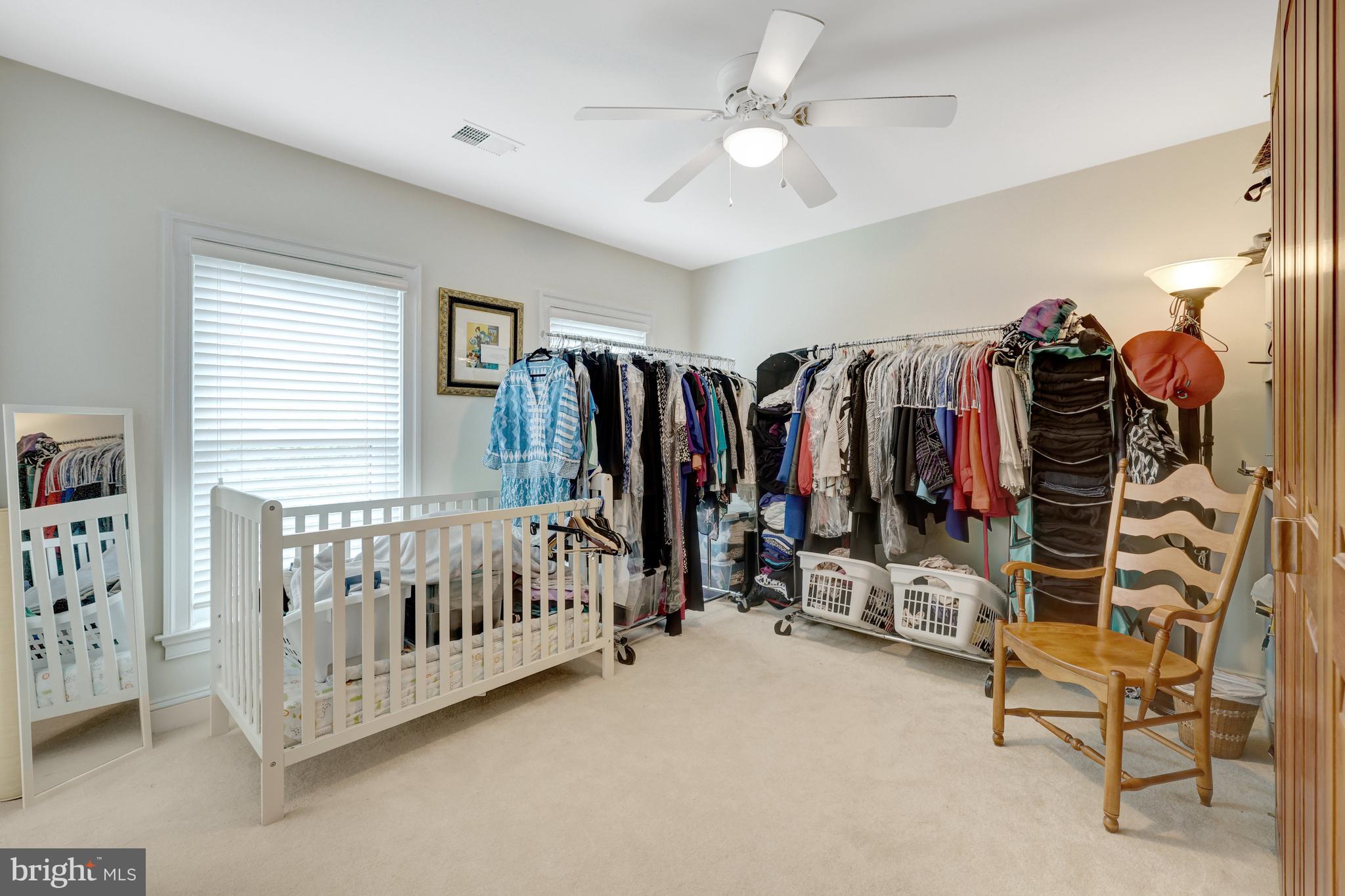 STILL OAKS - Residential