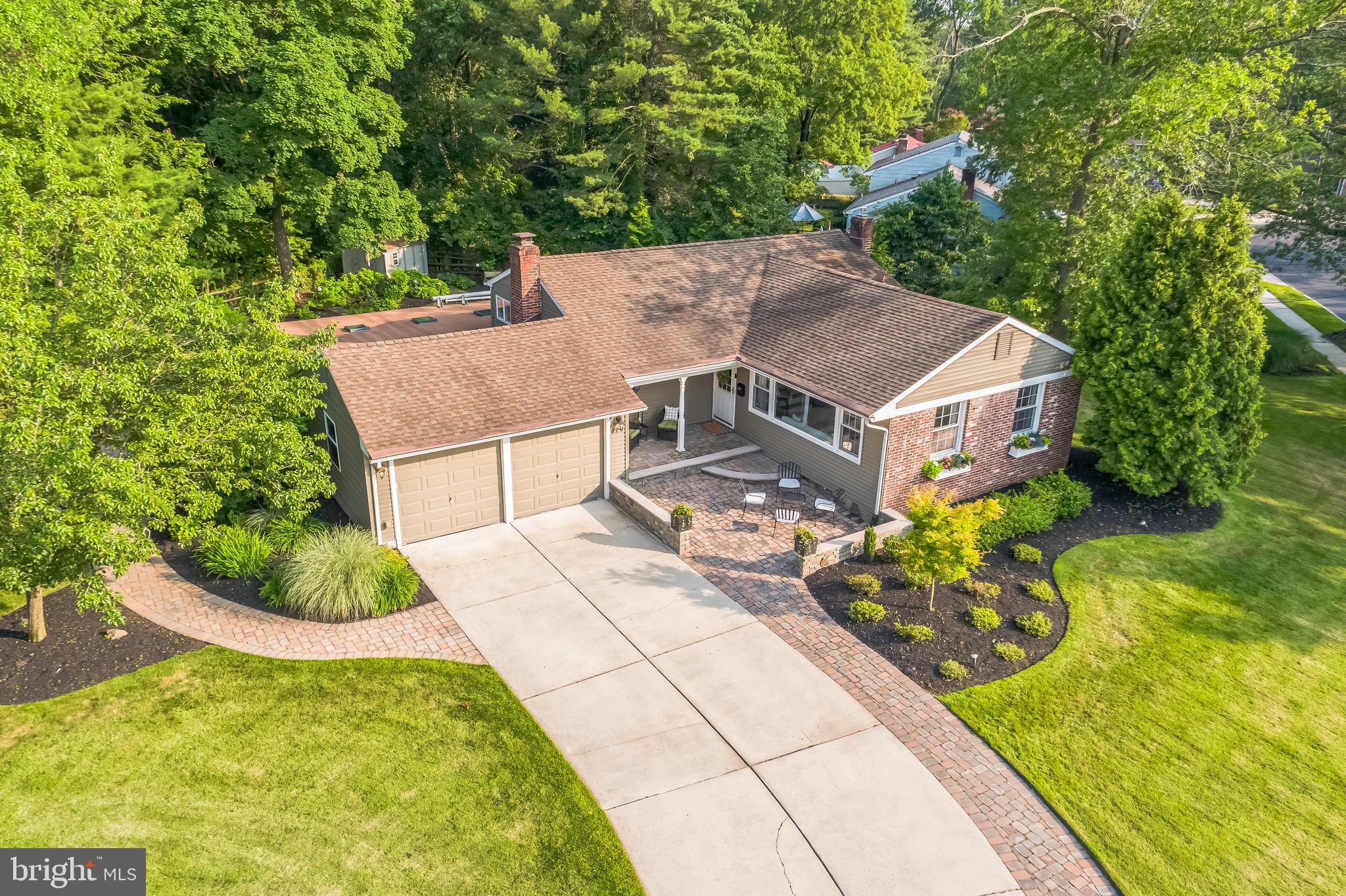 229 DICKENS COURT