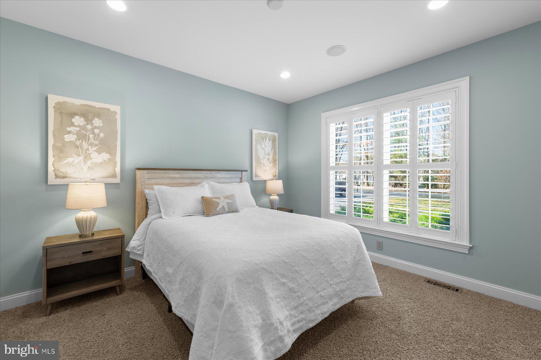 PARKERS POINTE - Residential