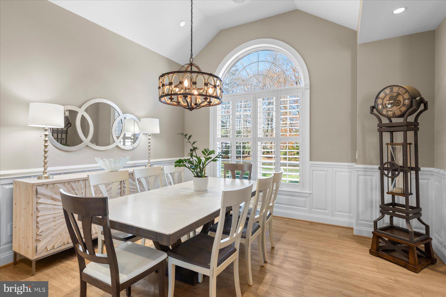 PARKERS POINTE - Residential