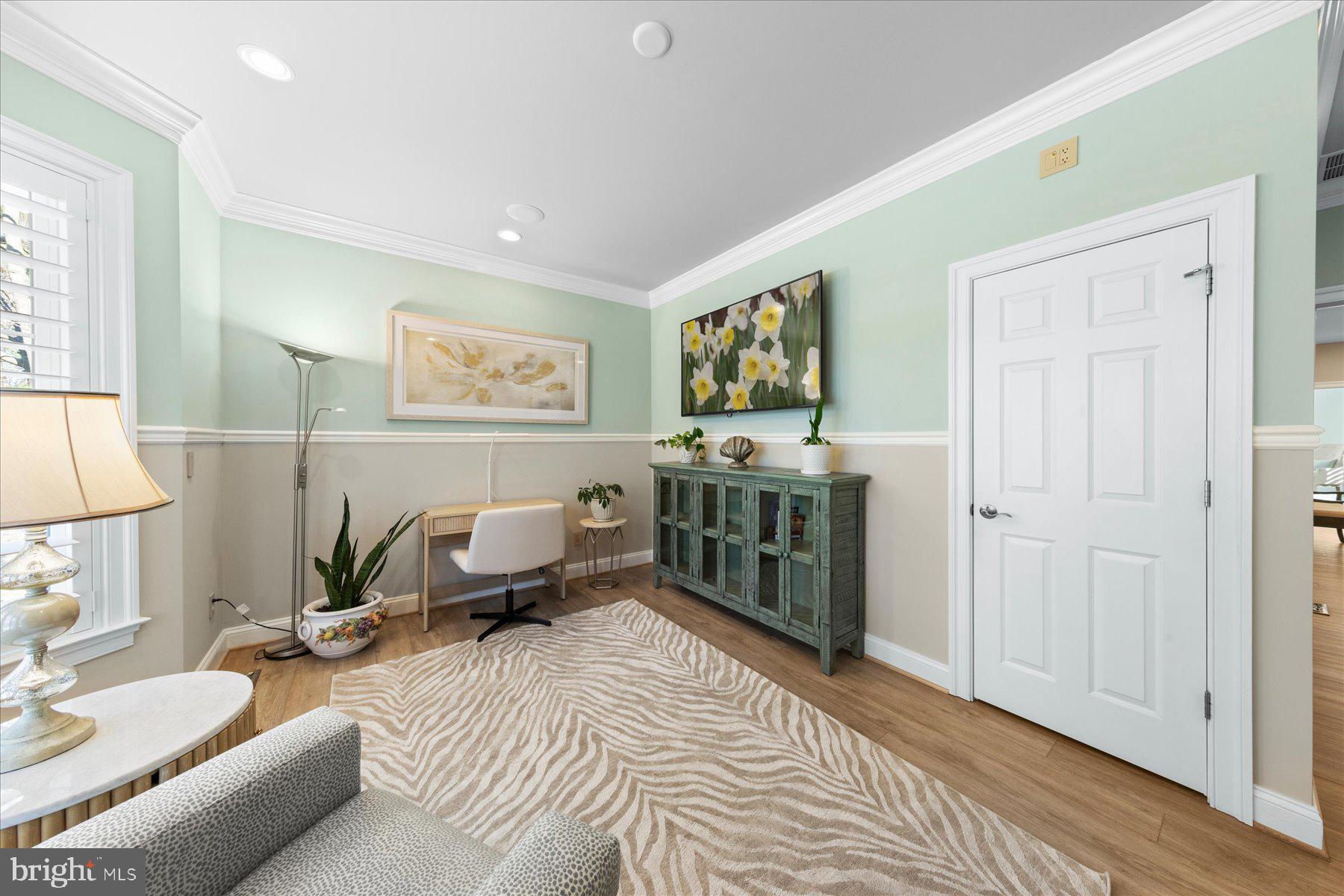 PARKERS POINTE - Residential