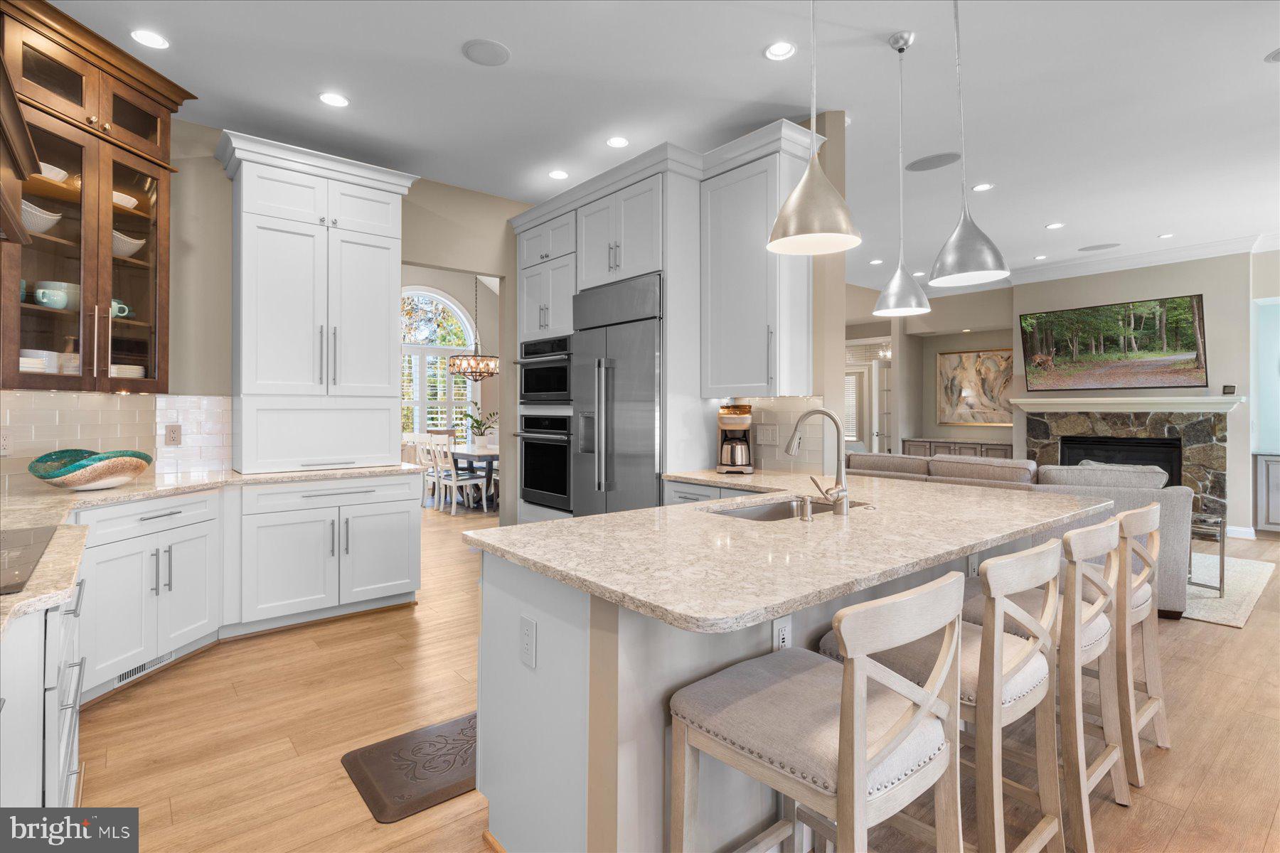 PARKERS POINTE - Residential