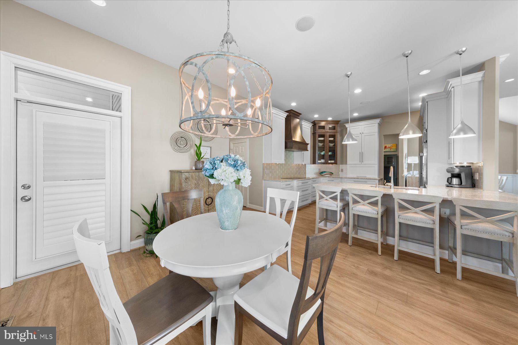 PARKERS POINTE - Residential