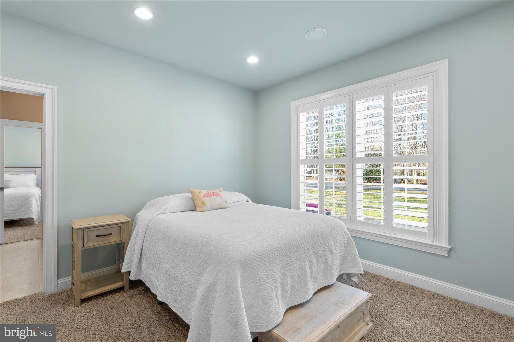 PARKERS POINTE - Residential