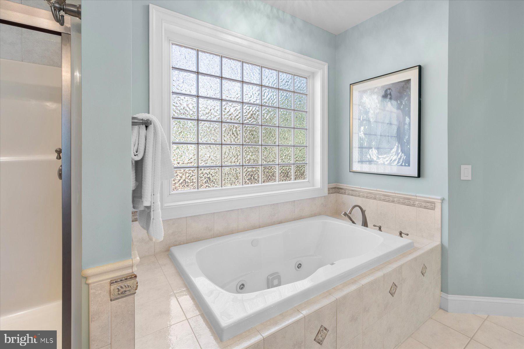 PARKERS POINTE - Residential