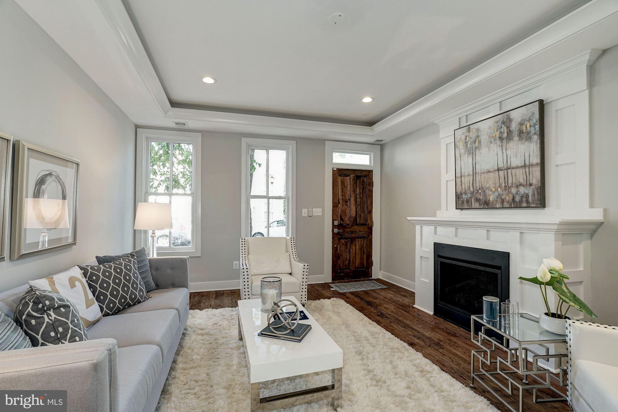 OLD TOWN ALEXANDRIA - Residential