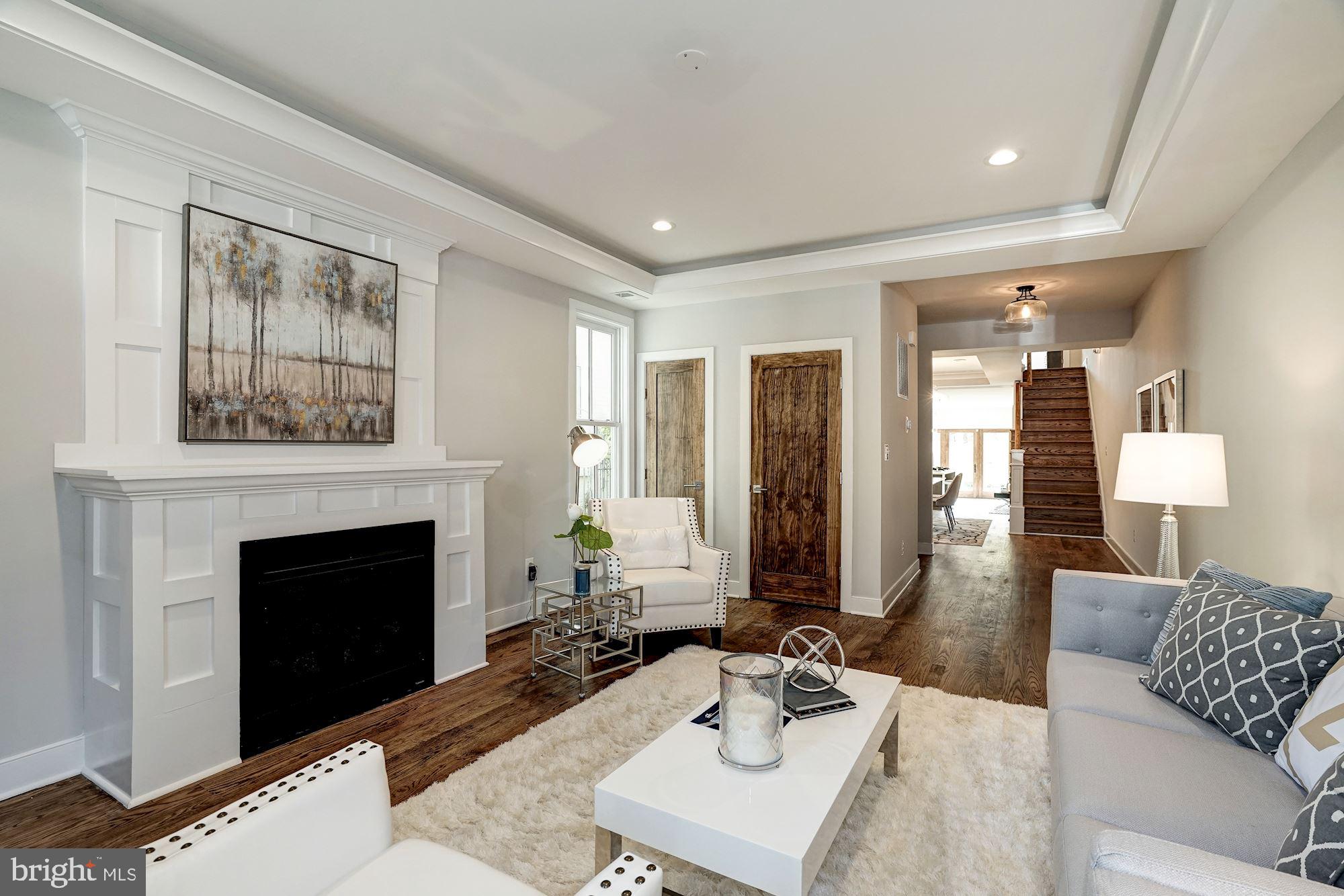 OLD TOWN ALEXANDRIA - Residential