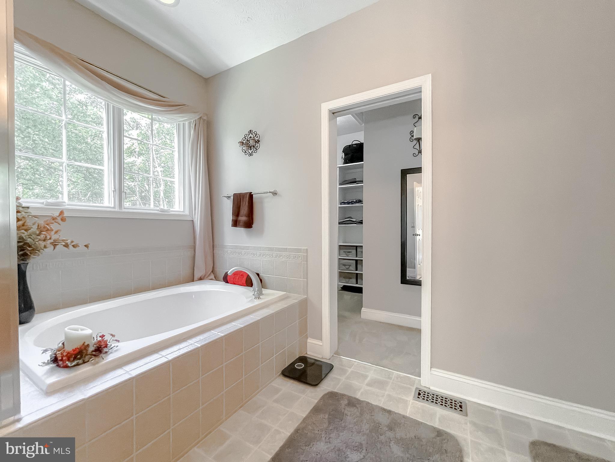 PORTOBELLO ESTATES - Residential